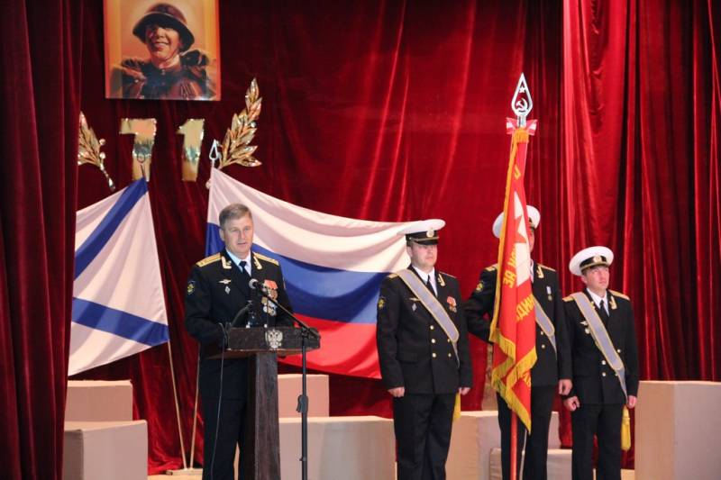 torzhestvennyy_koncert_dlya_veteranov_v_dofe_07_05_2016_14_web_14