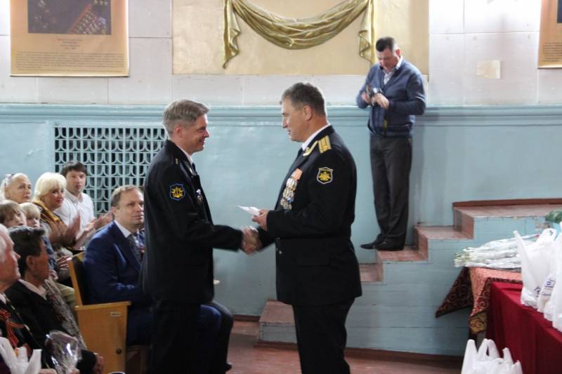 torzhestvennyy_koncert_dlya_veteranov_v_dofe_07_05_2016_27_web_27