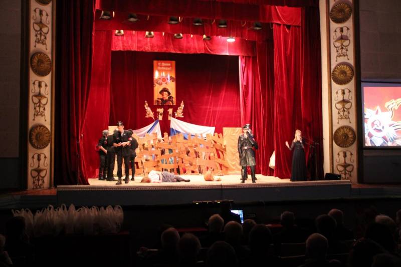 torzhestvennyy_koncert_dlya_veteranov_v_dofe_07_05_2016_52_web_52
