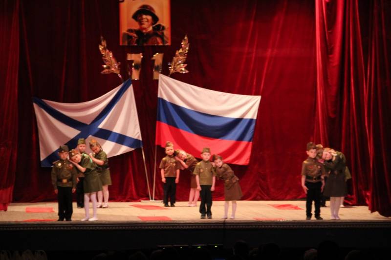 torzhestvennyy_koncert_dlya_veteranov_v_dofe_07_05_2016_55_web_55