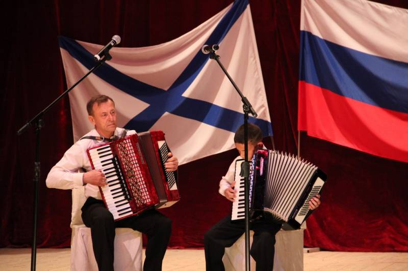 torzhestvennyy_koncert_dlya_veteranov_v_dofe_07_05_2016_63_web_63